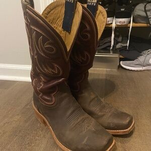 Men’s cowboy boots